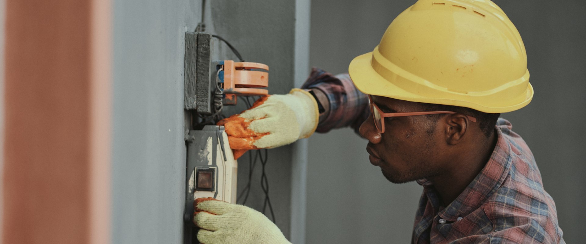 What Qualities and Skills Do You Need to Become an Electrician?